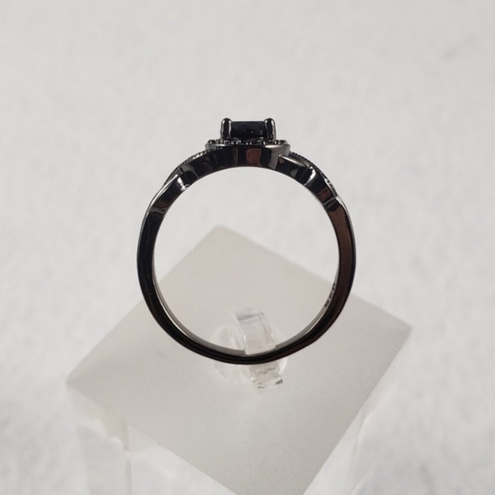 18k Over Sterling Black Ring - Picture 4 of 8